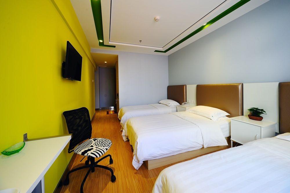Zhong An Hotel Beijing Former Residence Of Journalist Edgar Snow -Free Laundry Service,Free Freshly Ground Coffee,Provide Tourism And Ticketing Service ,English Service ,Near Tian'Anmen Forbidden City,Wangfujing Walking Street Buitenkant foto