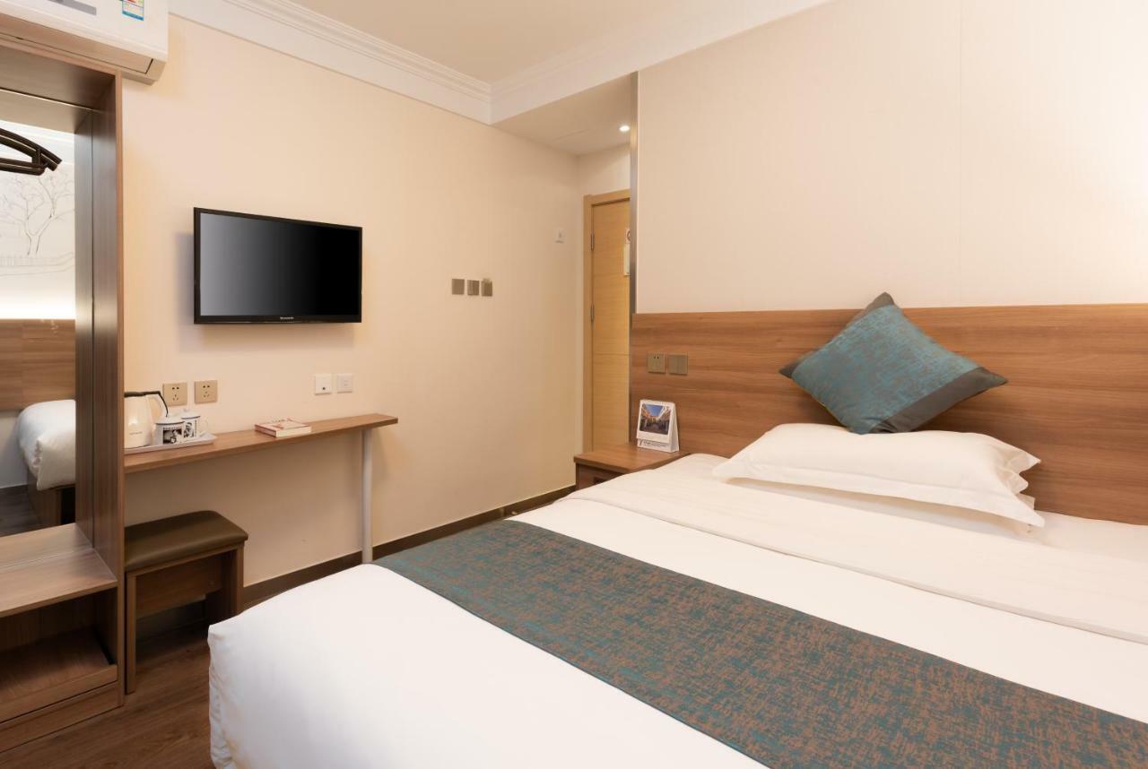 Zhong An Hotel Beijing Former Residence Of Journalist Edgar Snow -Free Laundry Service,Free Freshly Ground Coffee,Provide Tourism And Ticketing Service ,English Service ,Near Tian'Anmen Forbidden City,Wangfujing Walking Street Buitenkant foto